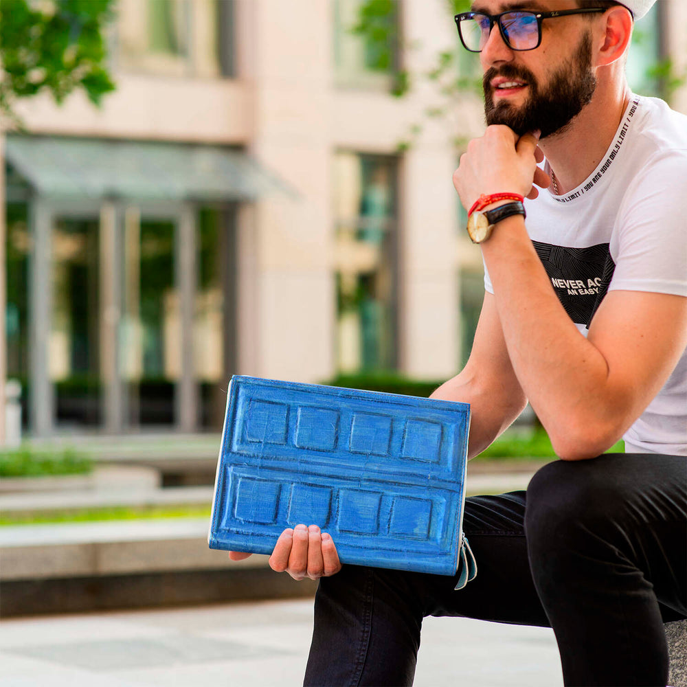 
                      
                        Kindle Colorsoft Case RIVER SONG'S TARDIS JOURNAL
                      
                    
