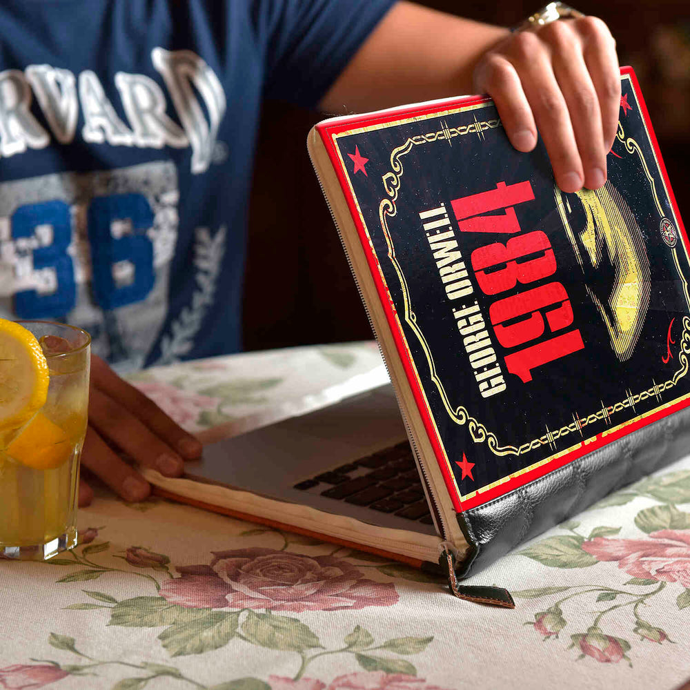 
                      
                        Galaxy TAB S10 Ultra Hülle 1984
                      
                    