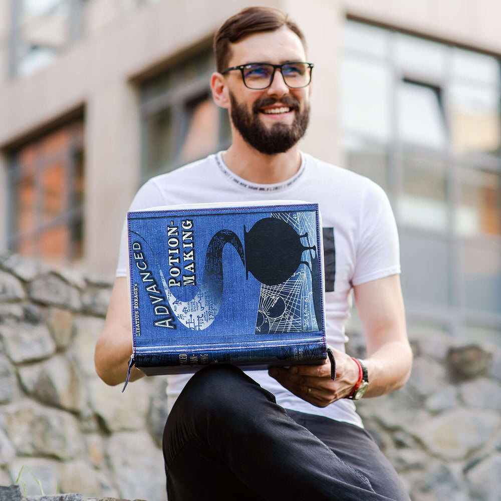 
                      
                        DER MEISTER UND MARGARITA Samsung Galaxy TAB S10 Ultra Folio Hülle
                      
                    