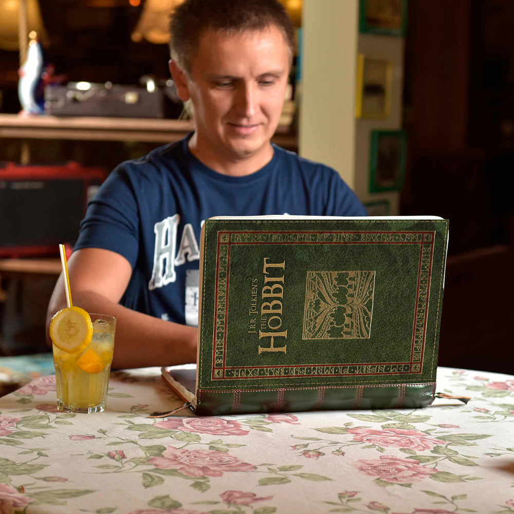 
                      
                        DER HOBBIT Galaxy TAB S10 Ultra Hülle
                      
                    