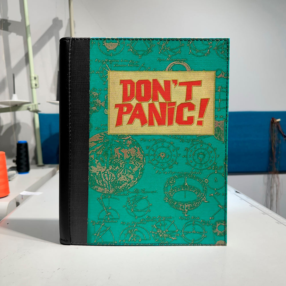 
                      
                        DON'T PANIC Supernote A5 X2 Manta Case
                      
                    