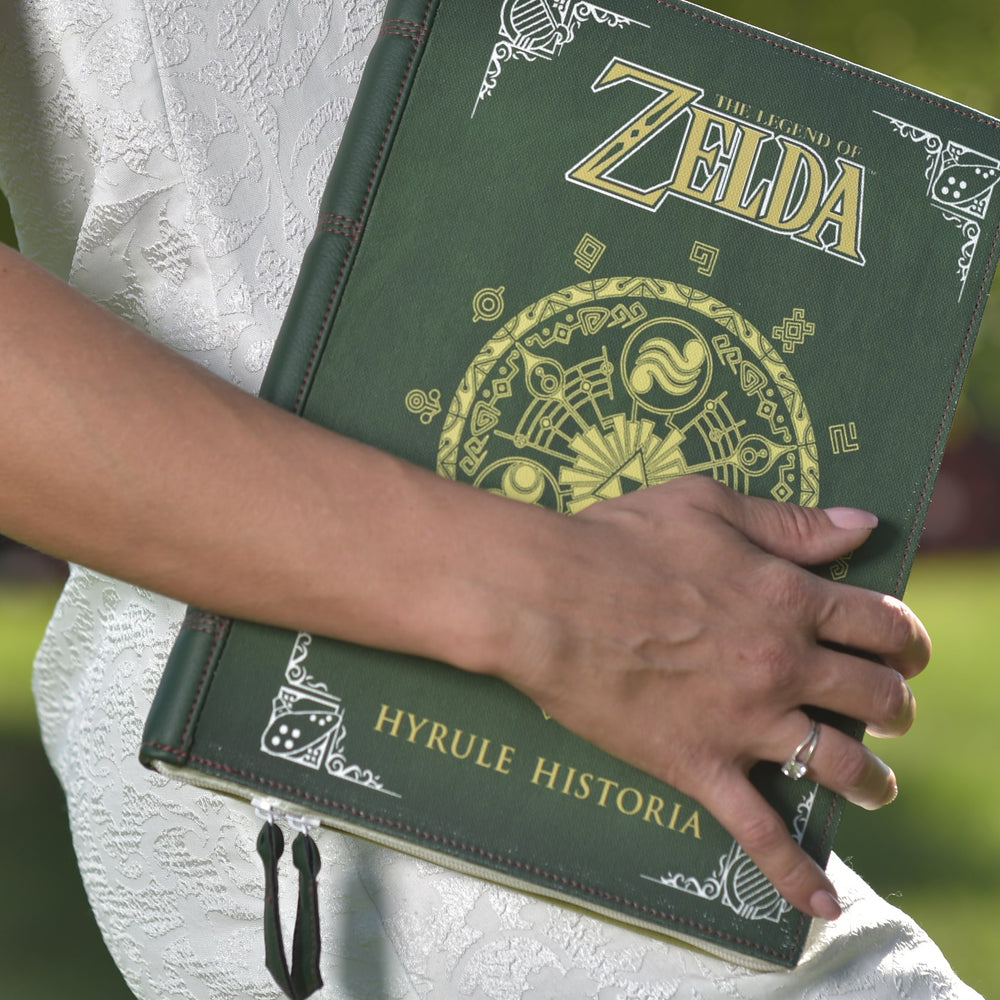 
                      
                        THE LEGEND OF ZELDA Kindle Case
                      
                    